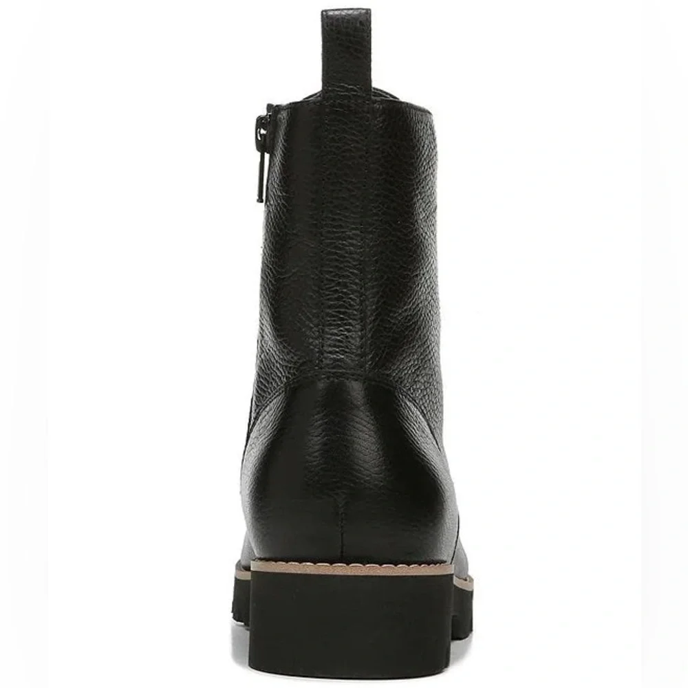 Vionic boots - Picture 4 of 10